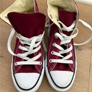 High-Top Canvas Sneakers in Burgundy women’s 7 converse
